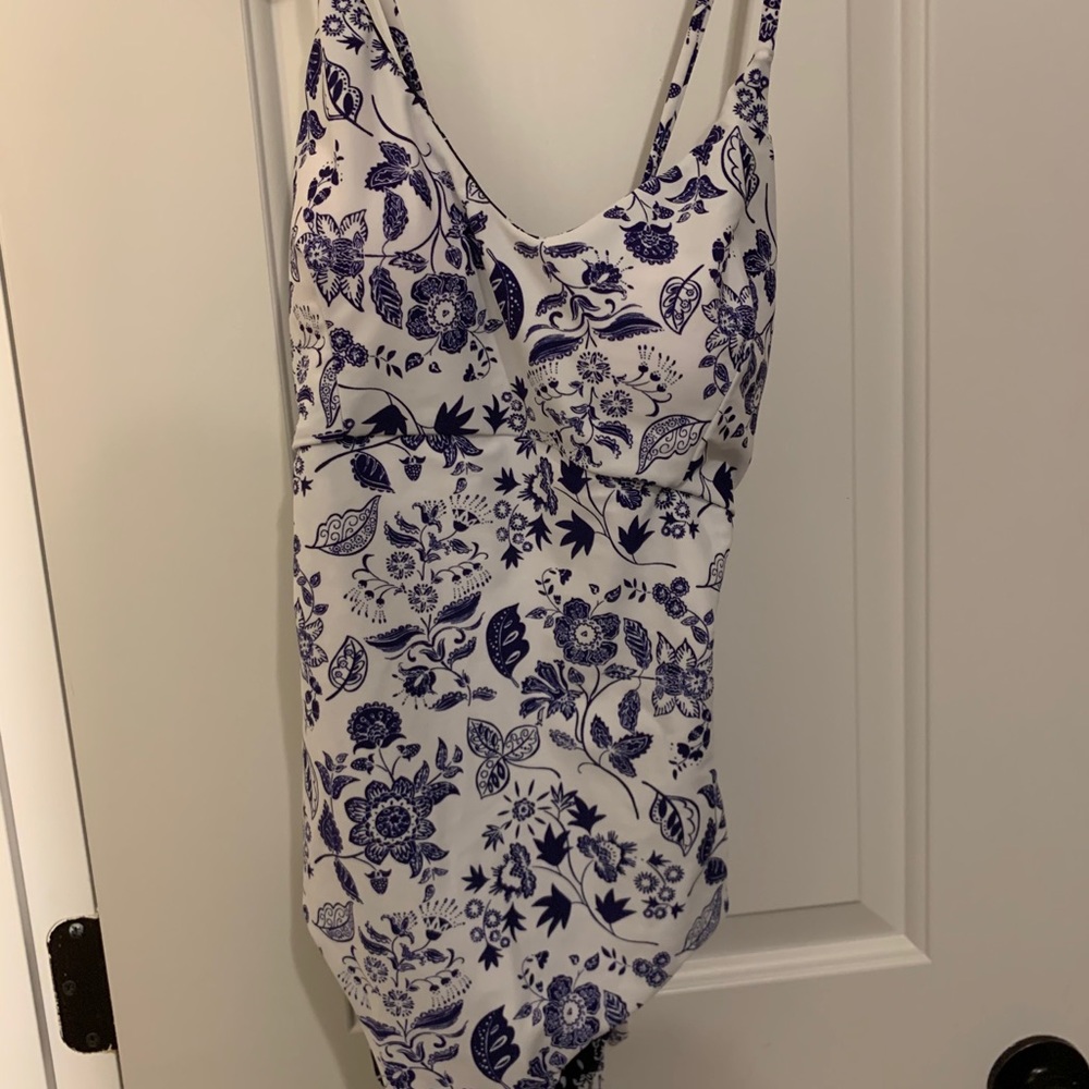 Bathing suit